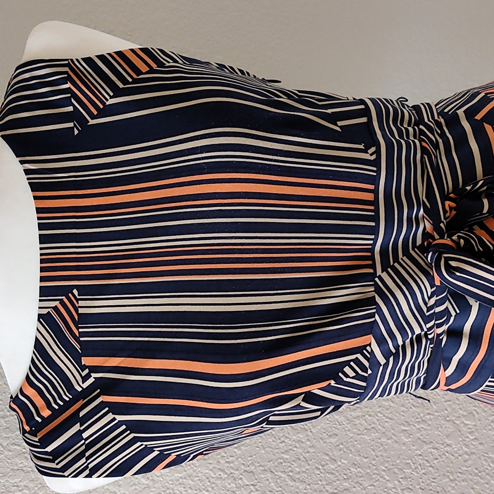 Northstyle, Wrinkle free Midi dress, Sz 8 - Picture 3 of 8